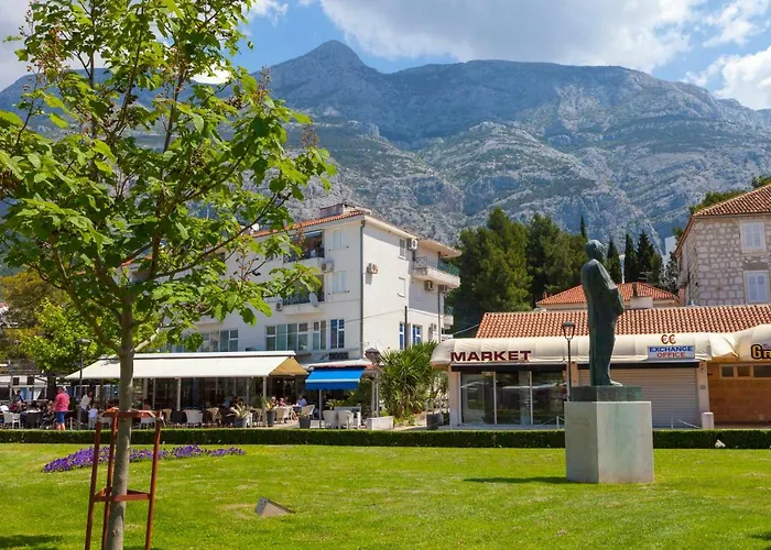 Beach Апартаменты Макарска