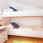 Apartment Beach Макарска
