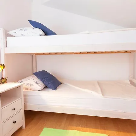 Apartment Beach 마카르스카